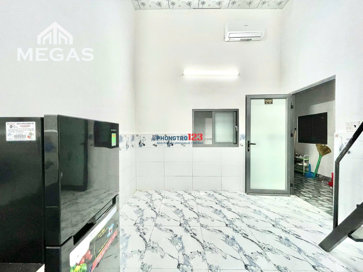 PHÒNG CAM KẾT NHƯ HÌNH GÁC CAO 2M - MÁY LẠNH - GIÁ SINH VIÊN