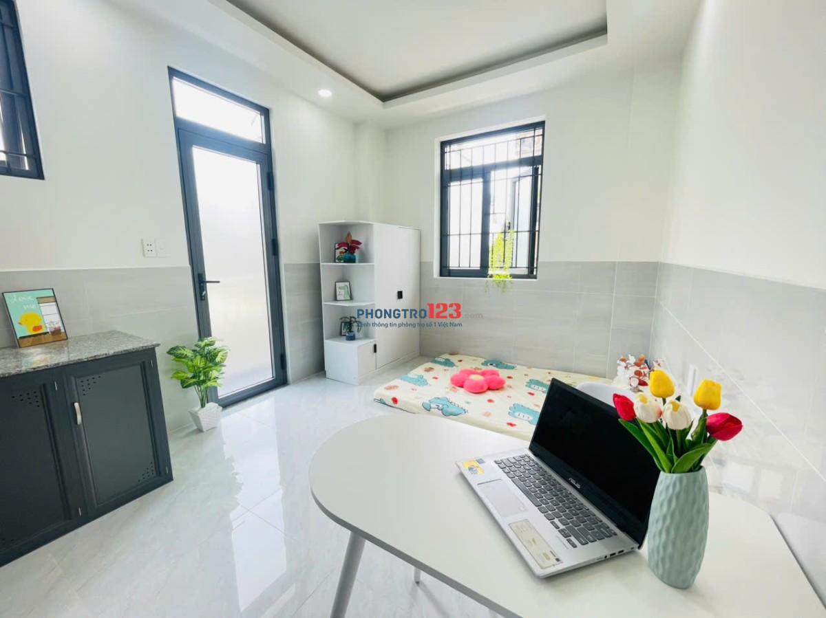 DUPLEX MẶT TIỀN ĐƯỜNG-BAN CÔNG NGAY PHẠM VĂN BẠCH, SIÊU THOÁNG MÁT CÓ NỘI THẤT