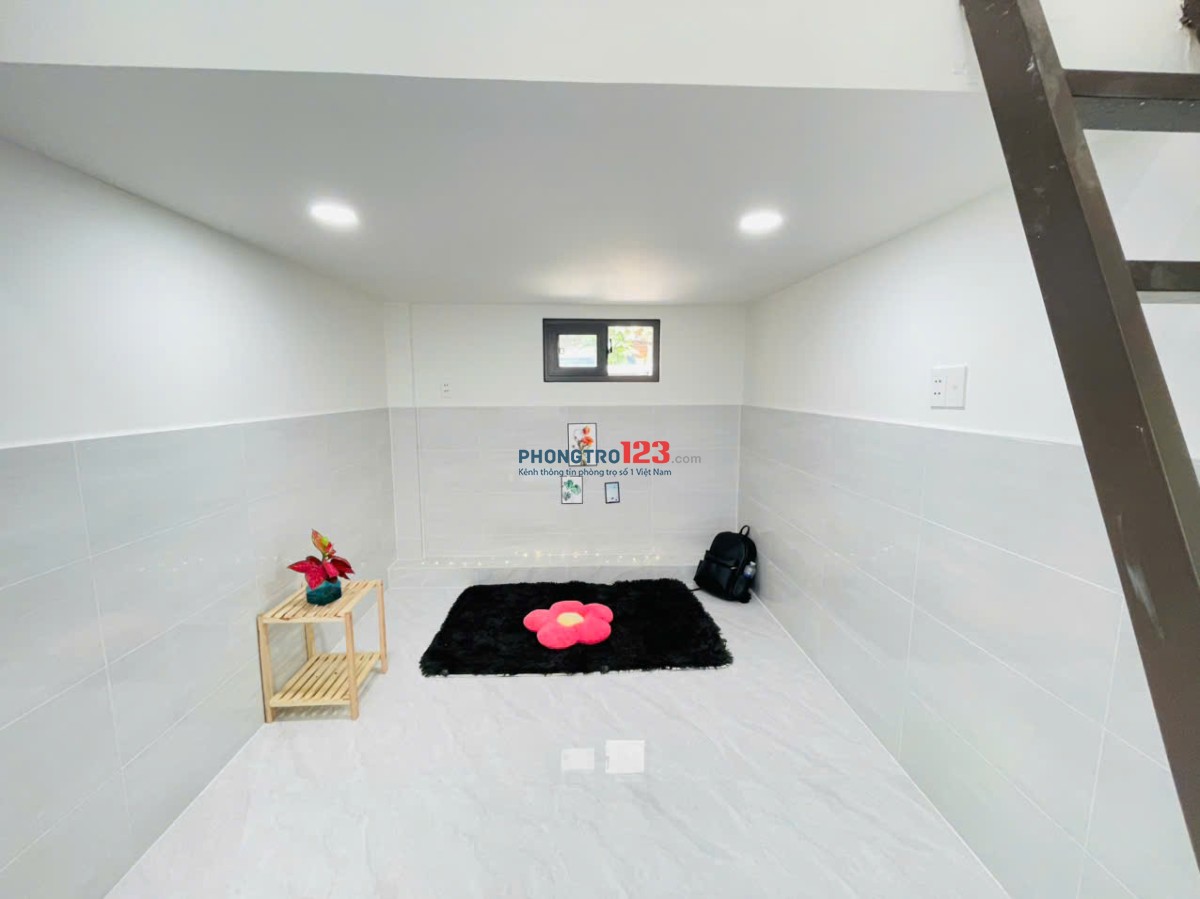 DUPLEX MẶT TIỀN ĐƯỜNG-BAN CÔNG NGAY PHẠM VĂN BẠCH, SIÊU THOÁNG MÁT CÓ NỘI THẤT