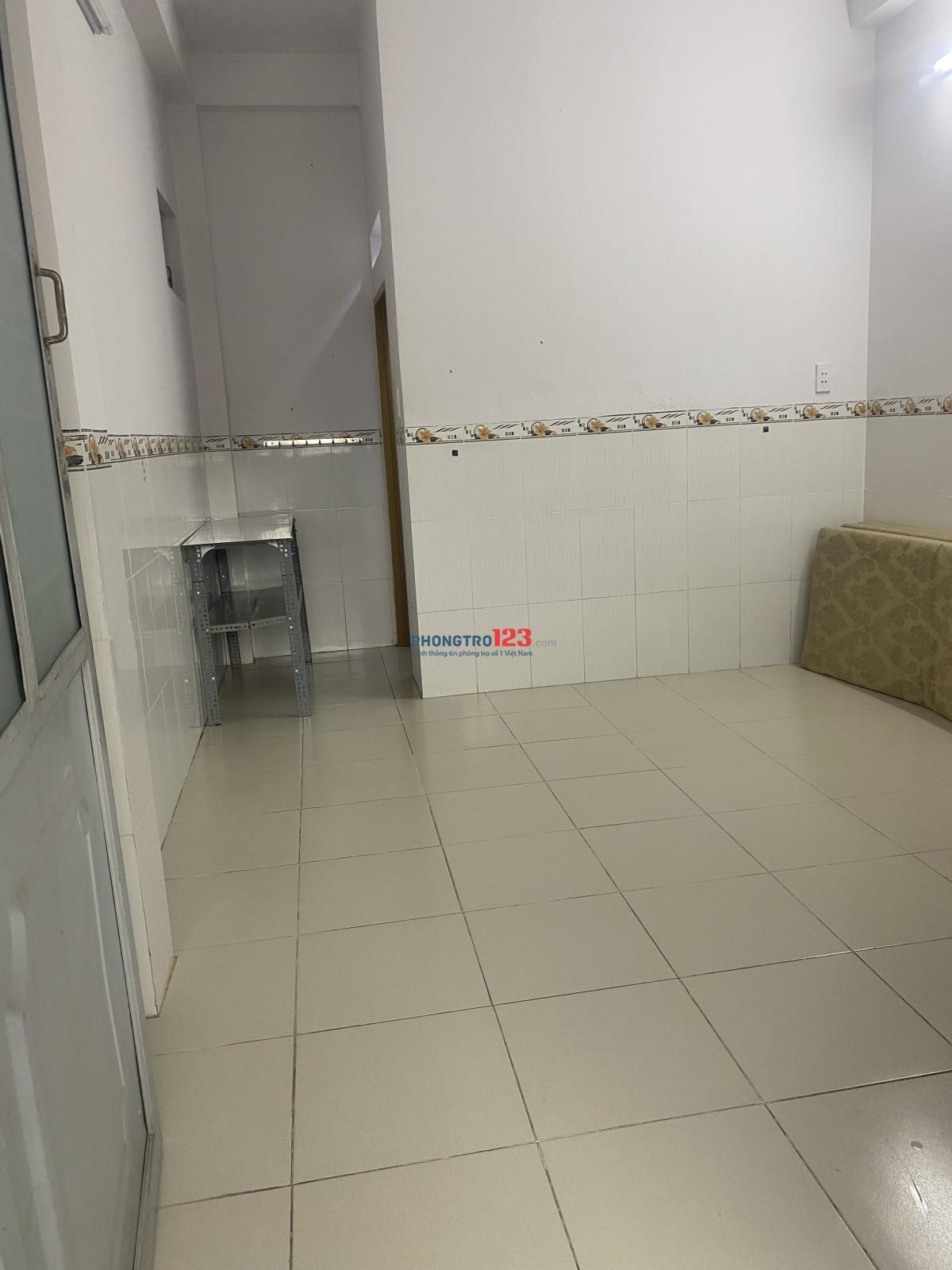 Cho thuê phòng trọ có nội thất chính chủ giá rẻ đường Âu cơ ngay vòng xoay Lê Đại Hành