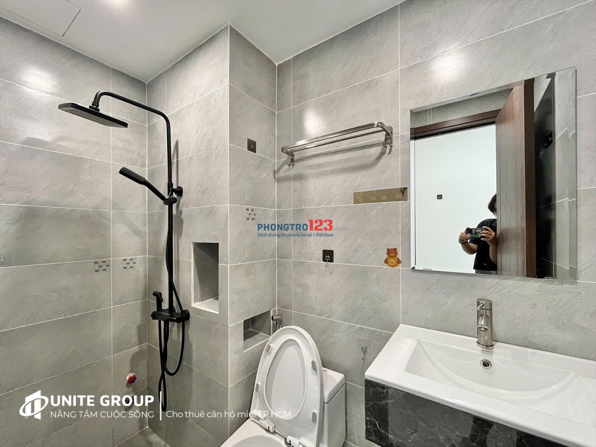 Căn hộ dịch vụ có ban công thoáng đường số 77, Tân Quy quận 7
