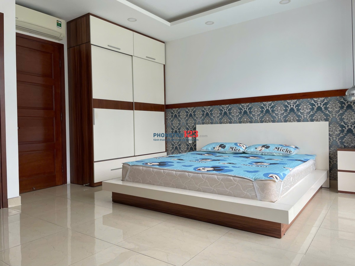 Nhà nguyên căn Q7 – 1 trệt 3 lầu, 265m², có điều hòa, khu dân trí cao, yên tĩnh