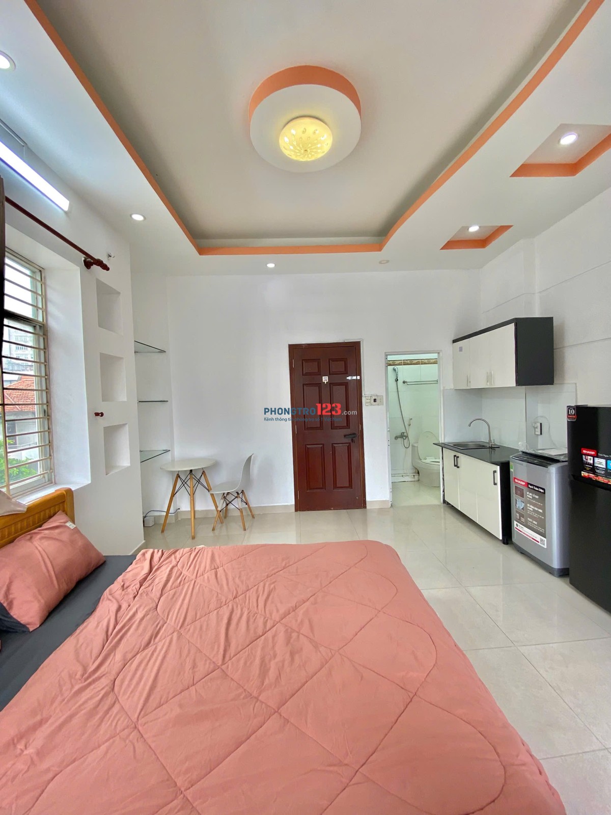 Căn Hộ Ban Công, Máy Giặt Riêng, nhà thang mấy_Phú Nhuận, giáp Q1, gần khu ẩm thực Phan Xích Long