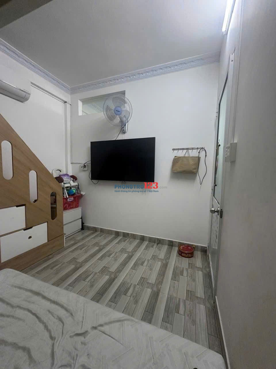Chung cư 590, CMT8, Phường 11, Quận 3: 50m2,1p ngủ, Nt, 8tr/th
