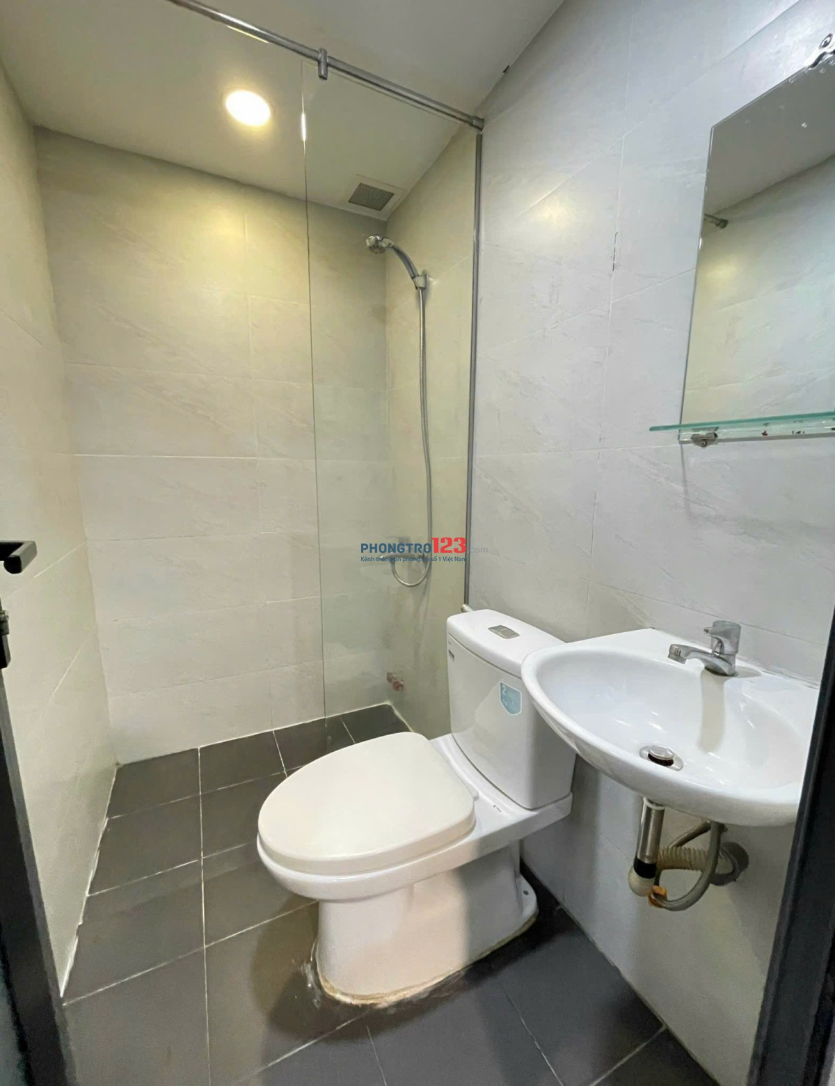 Cho thuê căn hộ duplex full nội thất tại p.Bình Thuận q7