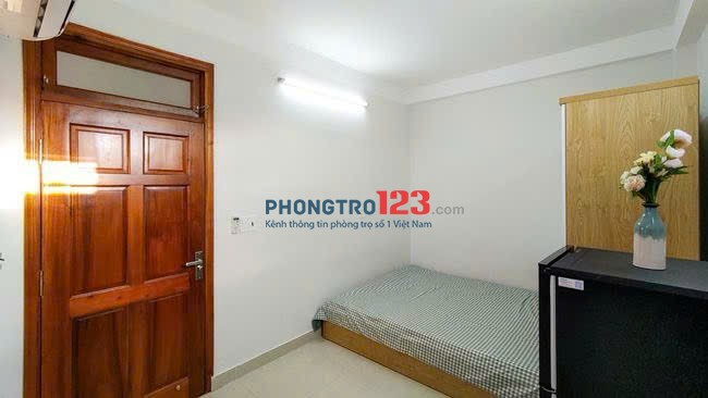 Cho thuê căn hộ studio ban công, full nội thất p. Tân Kiểng, q.7 gần Lotte, RMIT, TDTU, SCVivo