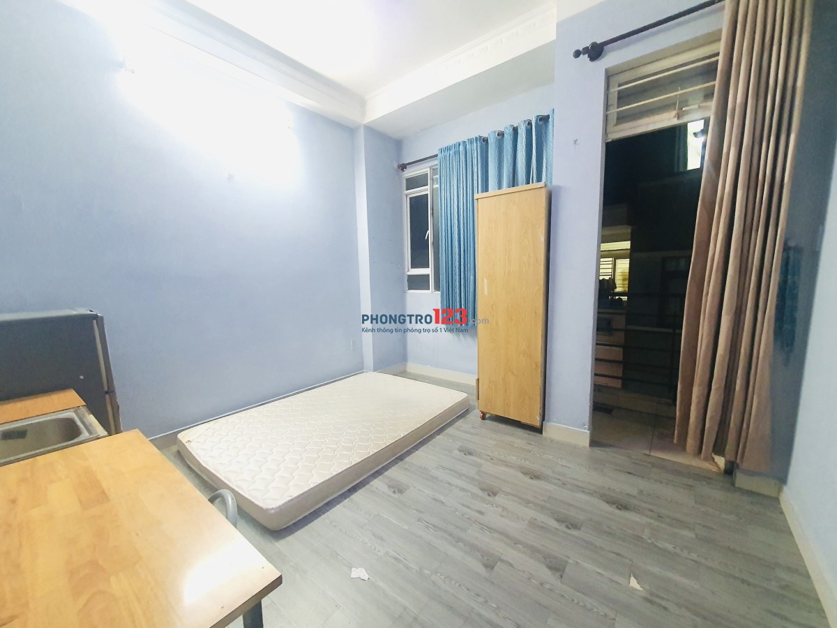 Lầu 2 Ban công & Cửa sổ thoáng + Full NT - Nguyễn Thượng Hiền Phú Nhuân