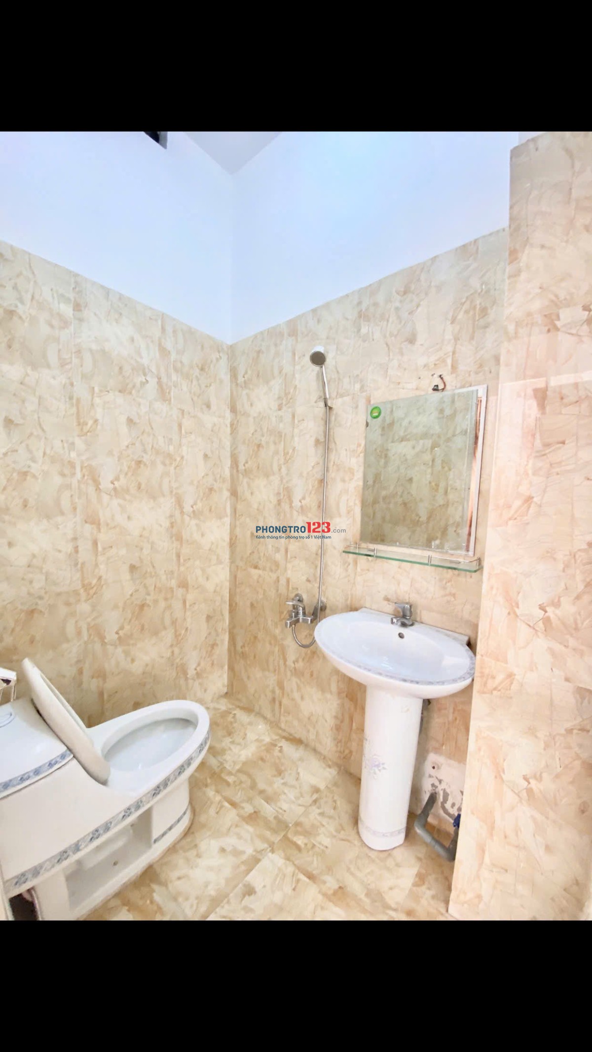CÒN 1P ĐI BỘ QUA HUFLIT HÓC MÔN CHỈ 3 PHÚT