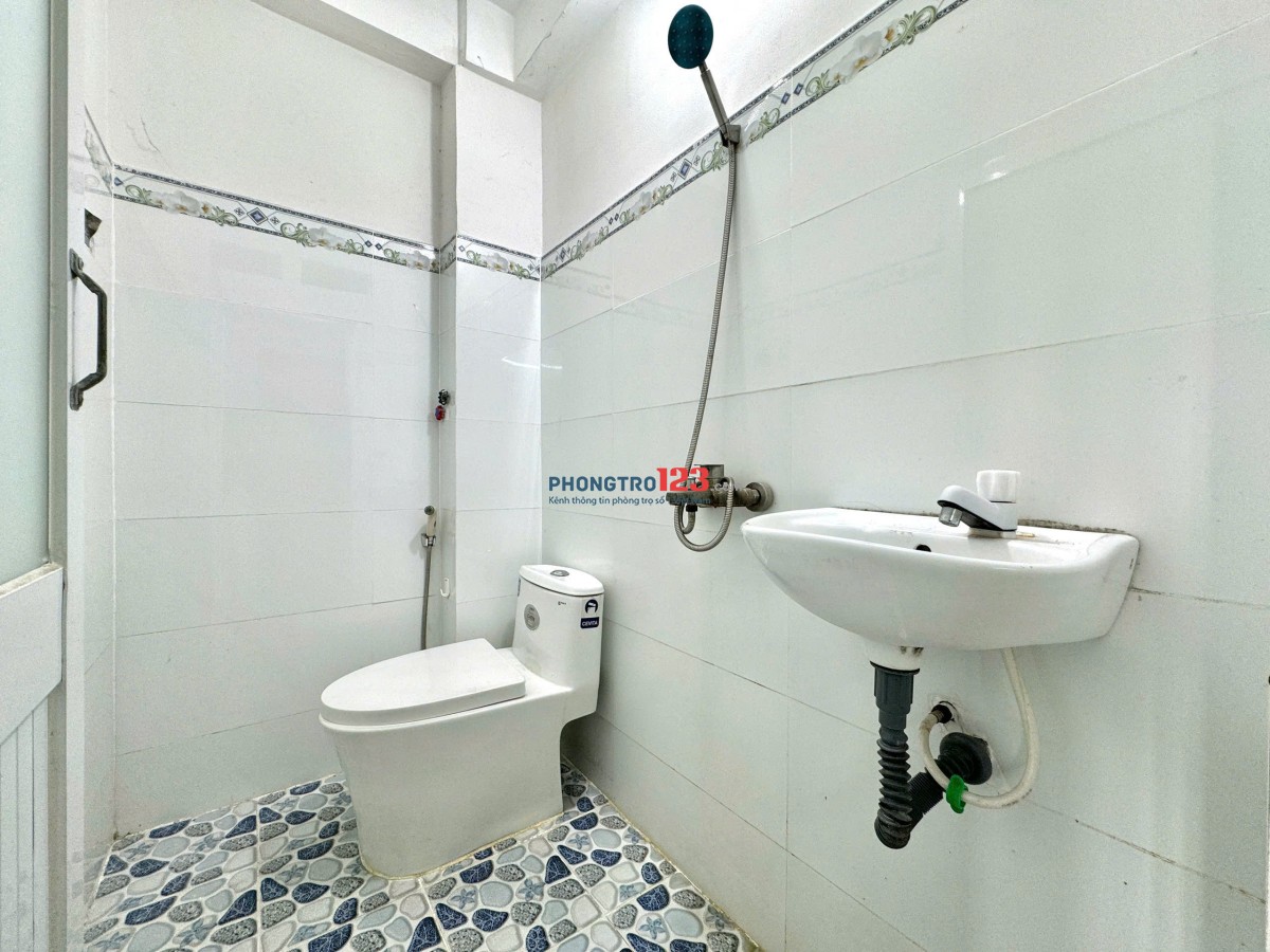 PHÒNG TRỌ FULL NỘI THẤT GẦN NGÃ TƯ TÔ KÝ - NGUYỄN ẢNH THỦ