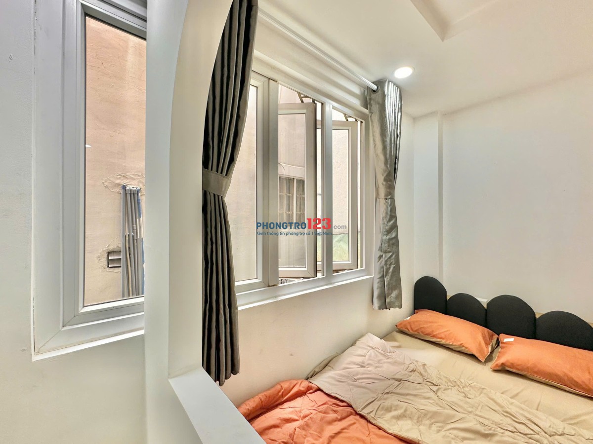 Căn hộ 1 phòng ngủ, PK siêu đẹp đủ nội thất gần Hai Bà Trưng, Quận 1