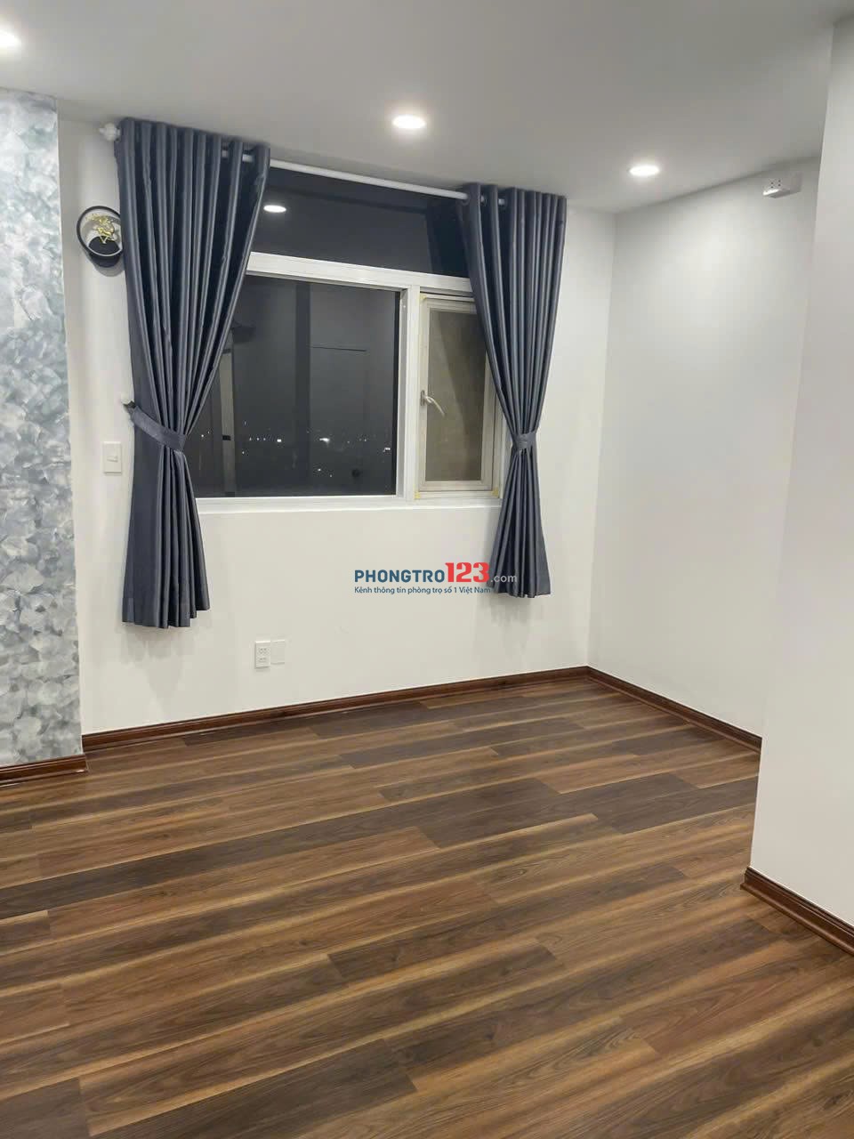 Chung cư 8x plus Trường Chinh, Q12: 80m2, 3p ngủ, NT, 9,5tr/th