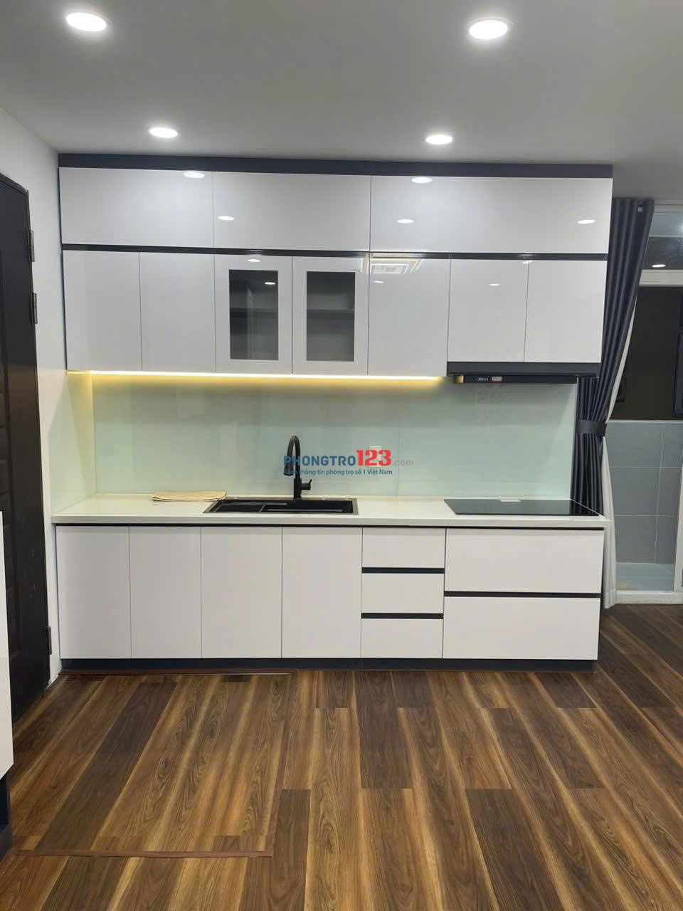 Chung cư 8x plus Trường Chinh, Q12: 80m2, 3p ngủ, NT, 9,5tr/th