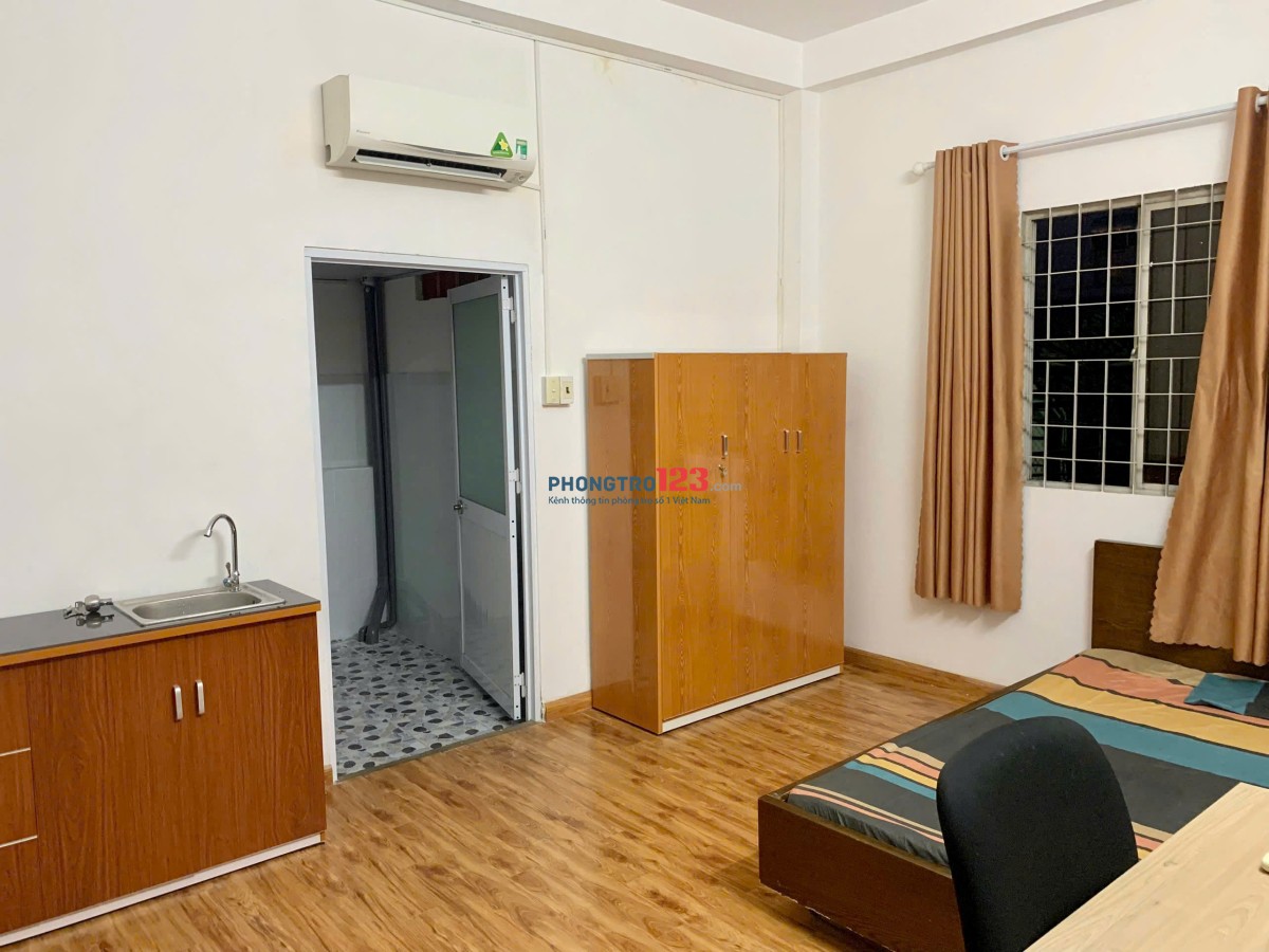 STUDIO CỬA SỔ 30M2, HIMLAM, KẾ LOTTE MART QUẬN 7