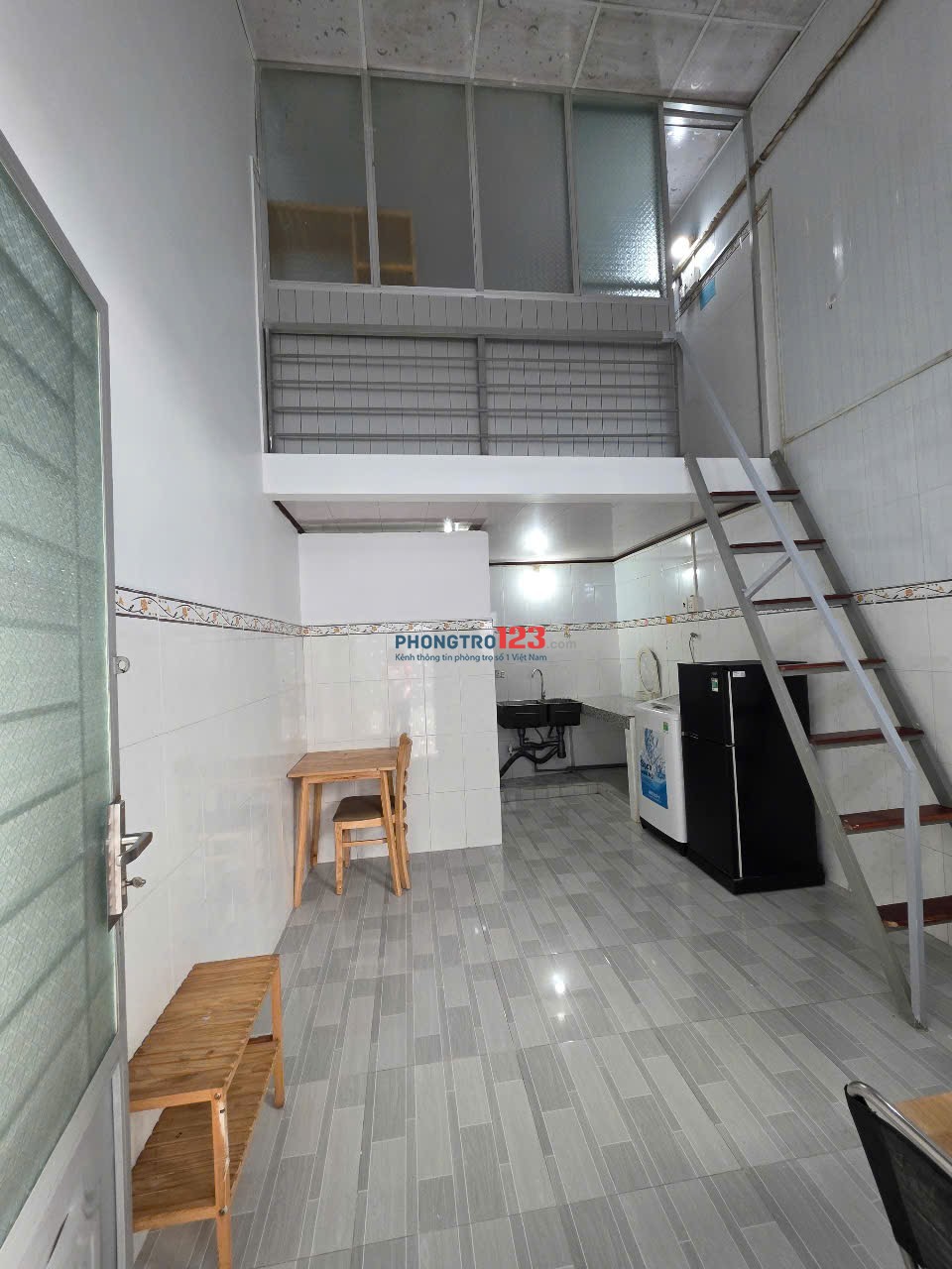 Phòng trọ gác lửng, full nội thất tại TP Bến Tre