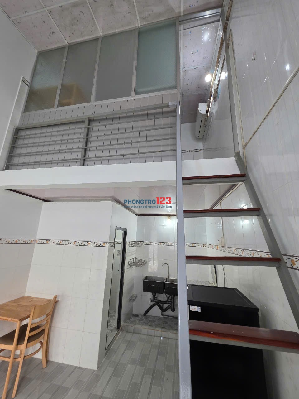 Phòng trọ gác lửng, full nội thất tại TP Bến Tre