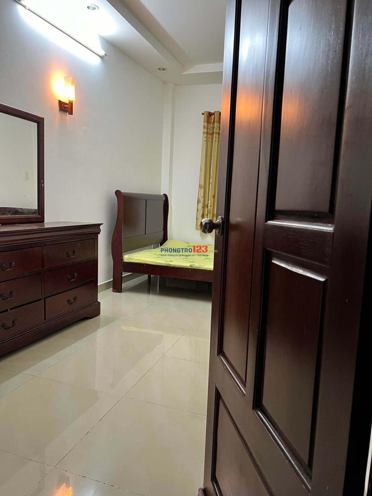 Cho thuê phòng 19m2 VIP trung tâm Saigon, quận Bình Thạnh
