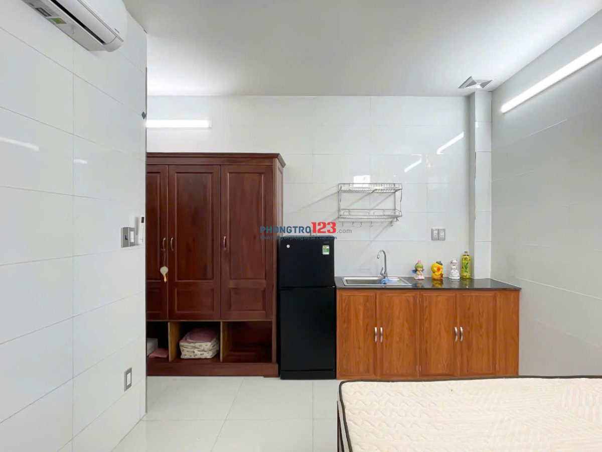 Cho thuê căn hộ studio có ban công/ cửa sổ, full nt p.Tân Kiểng, q.7 gần Lotte, RMIT, TDTU, SCVivo
