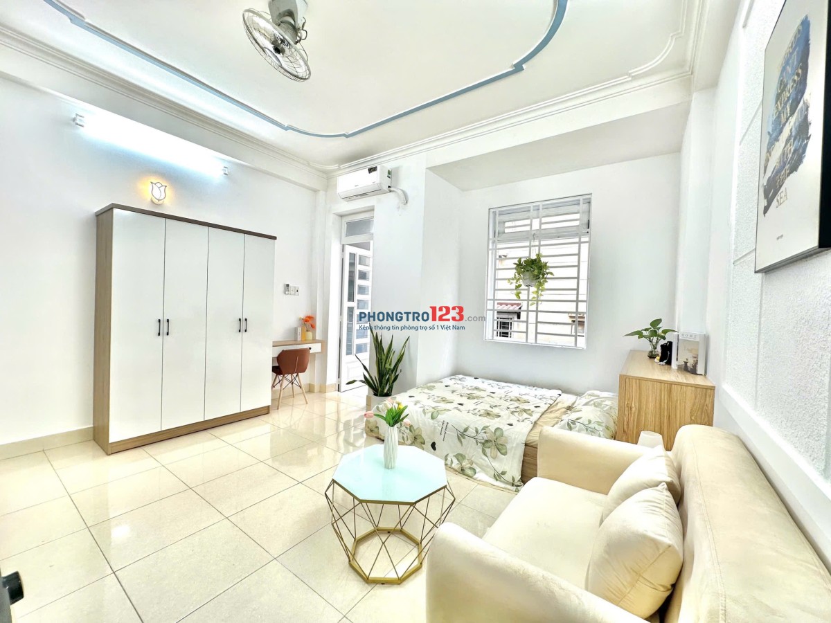 Cho Thuê Phòng Ban Công, Máy Giặt Riêng - Thích Quảng Đức, Phú Nhuận gần q1, q3, Bình Thạnh, Gò Vấp
