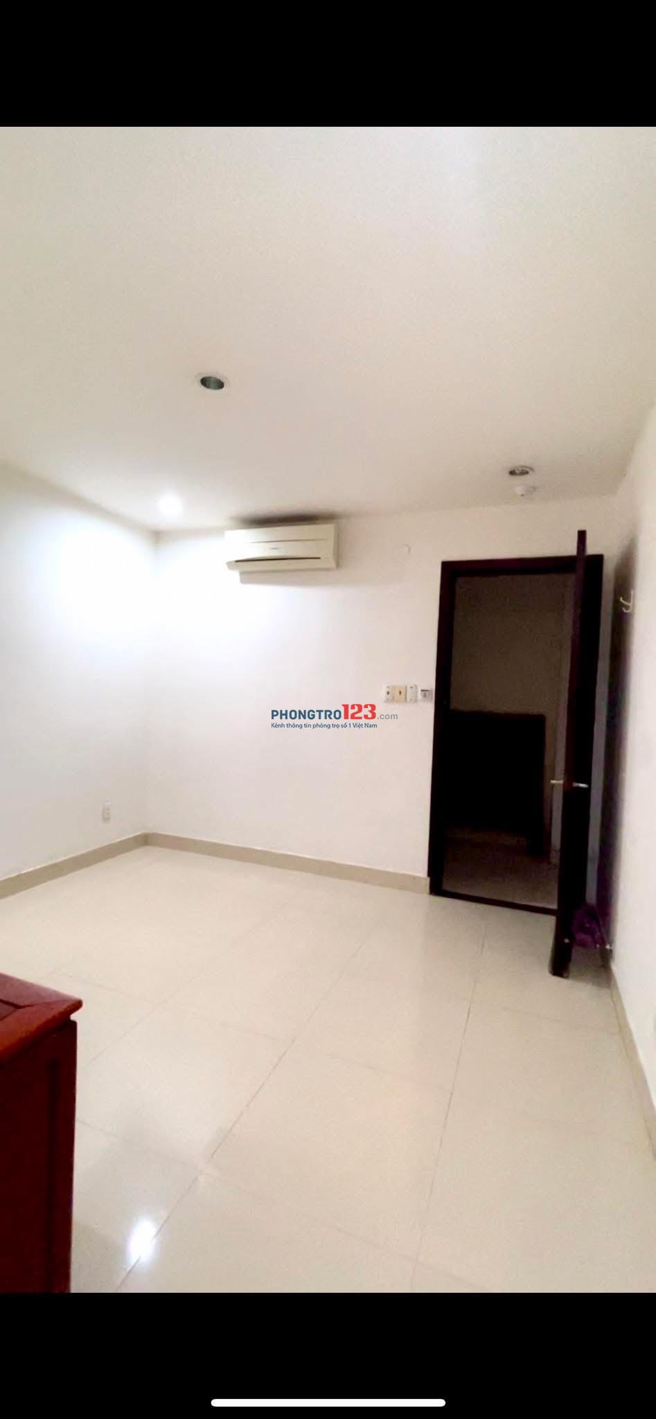 Phòng trọ mặt tiền Tân Bình 3tr3
