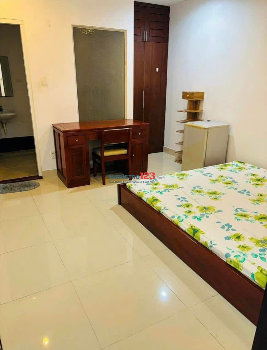 Phòng trọ mặt tiền Tân Bình 3tr3