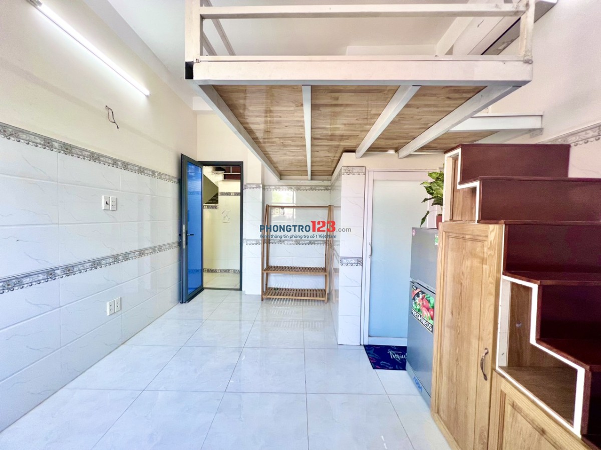 PHÒNG THOÁNG FULL NỘI THẤT, ĐI BỘ SANG ĐH VĂN HIẾN