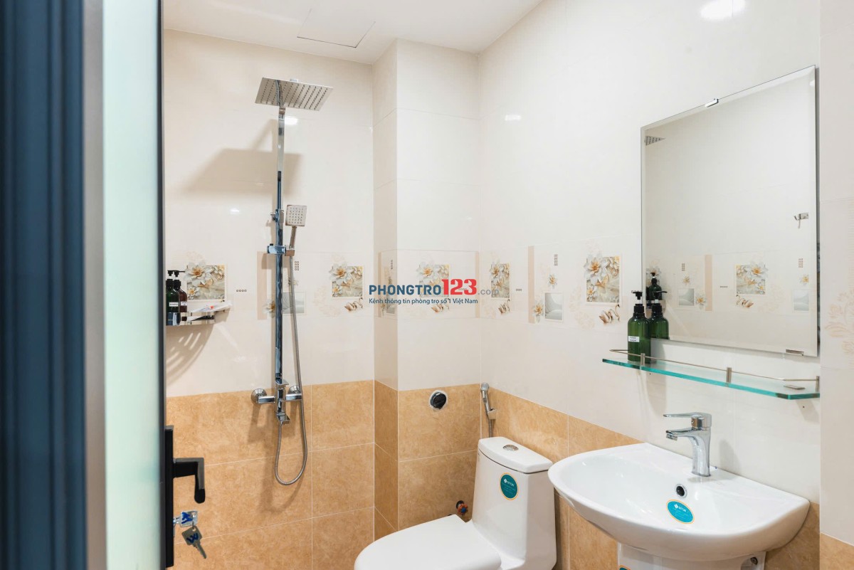 Căn hộ STUDIO full nt new 100% ban công view city cực đẹp
