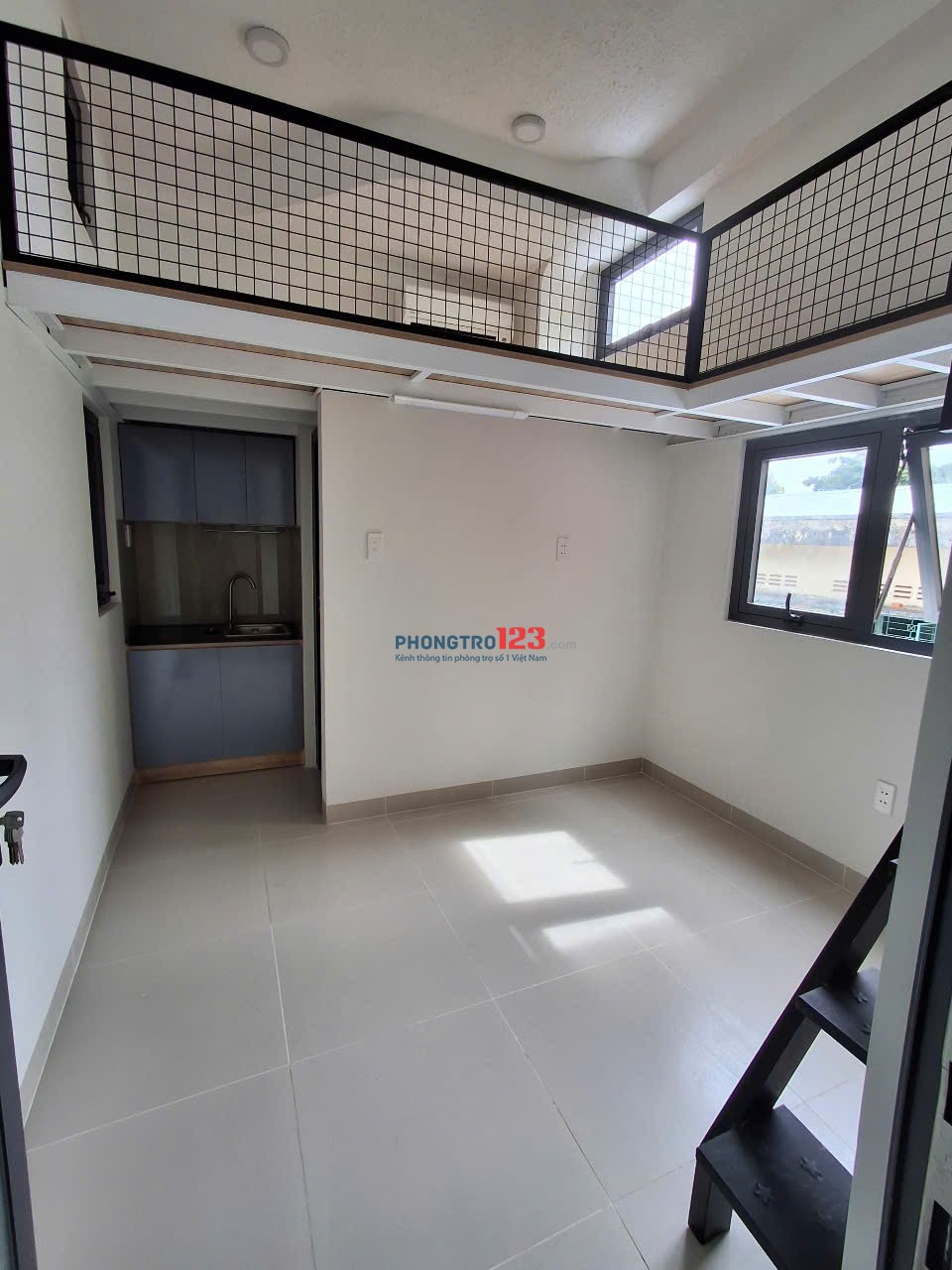 Phòng mới xây giá 4tr6 đường 35 phường Linh Đông có ban công