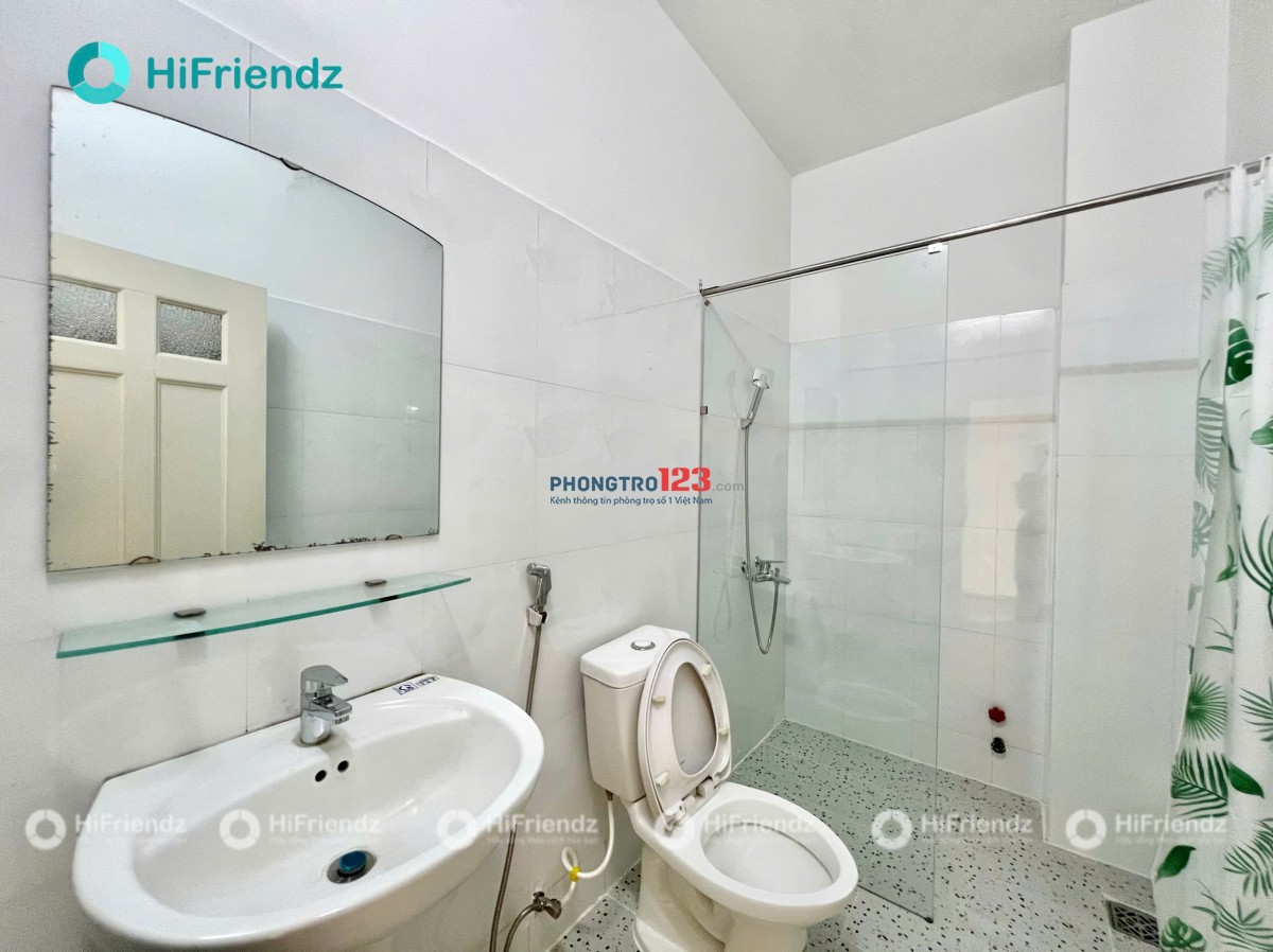 Trống phòng full nội thất+ban công