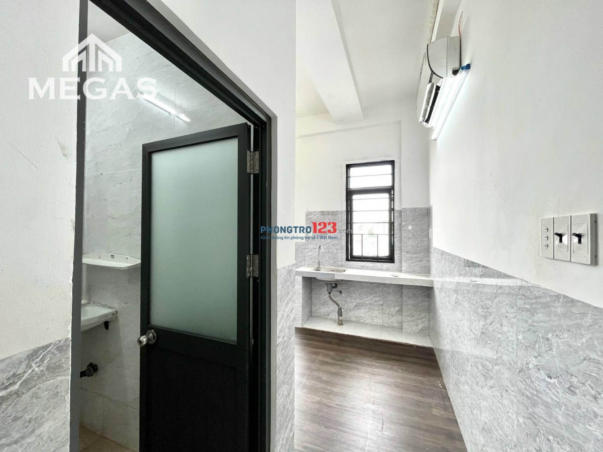 PHÒNG TRỌ GIÁ RẺ - GÁC CAO - SẴN MÁY LẠNH - NGAY NGUYỄN VĂN QUÁ - CẦU THAM LƯƠNG