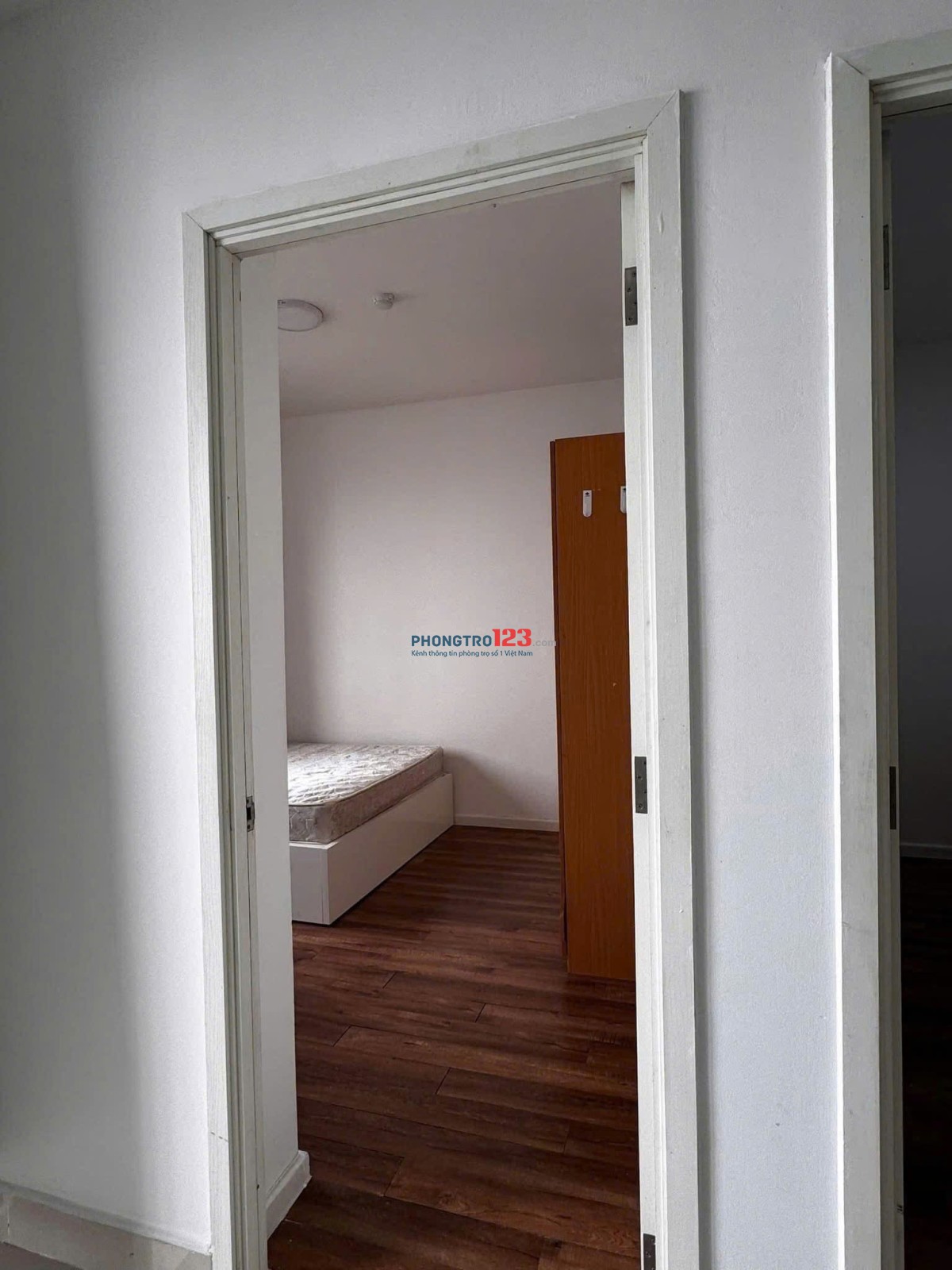 Chung cư Satra Eximland, Phú Nhuận - 90m2, 2PN, 18tr/tháng, Nội thất