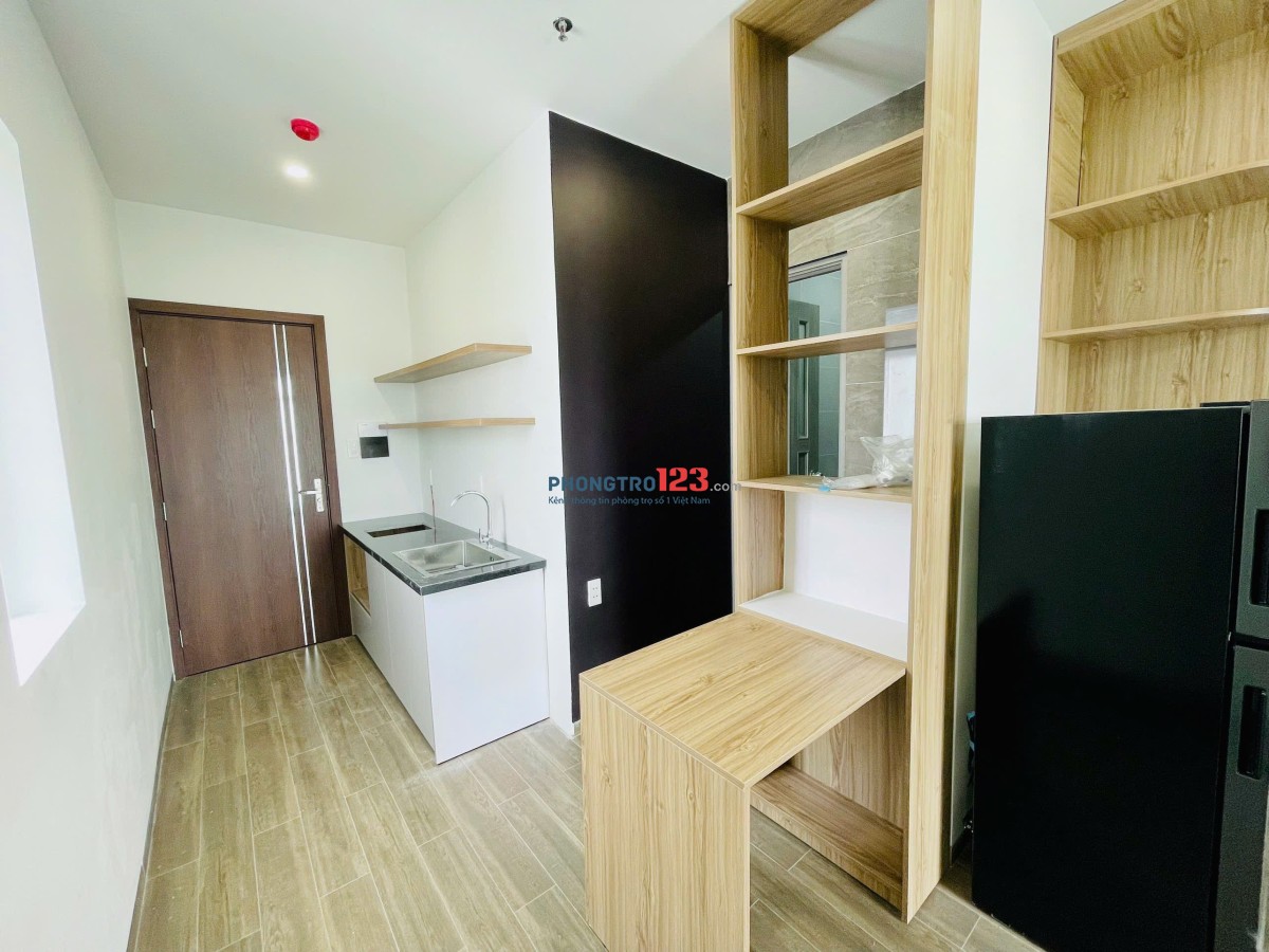 Ngày 6/7 trống studio có ban công giặt riêng Chính Hữu, Sơn Trà - Giá 8,5 triệu/ tháng