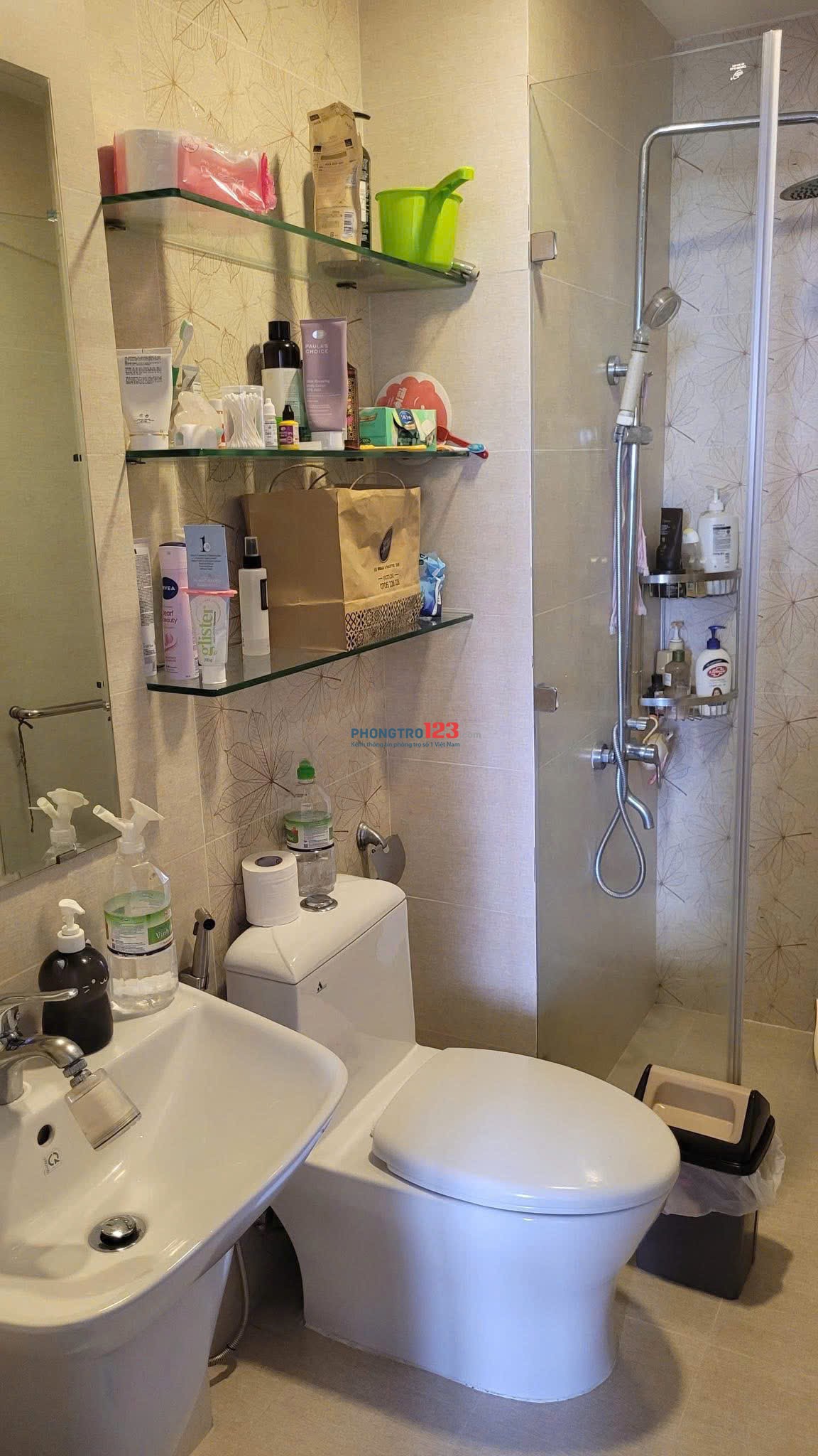 Carillon 2, Hòa Thạnh, Tân Phú, 80m2, 2p ngủ,11tr/tháng, Nội thất.