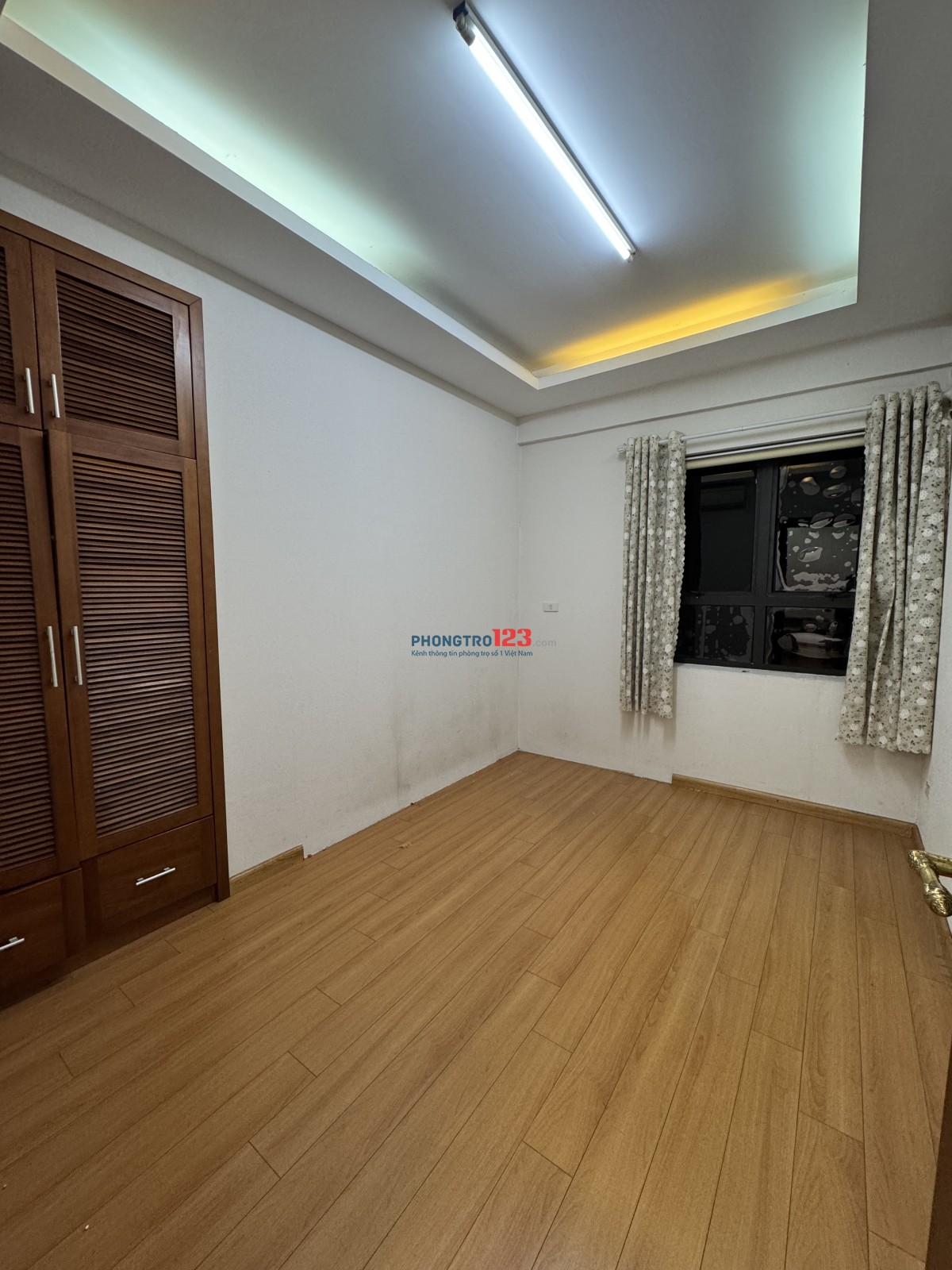 Chính chủ cho thuê căn hộ VP3 Linh Đàm 92,3m² 3PN, 2VS