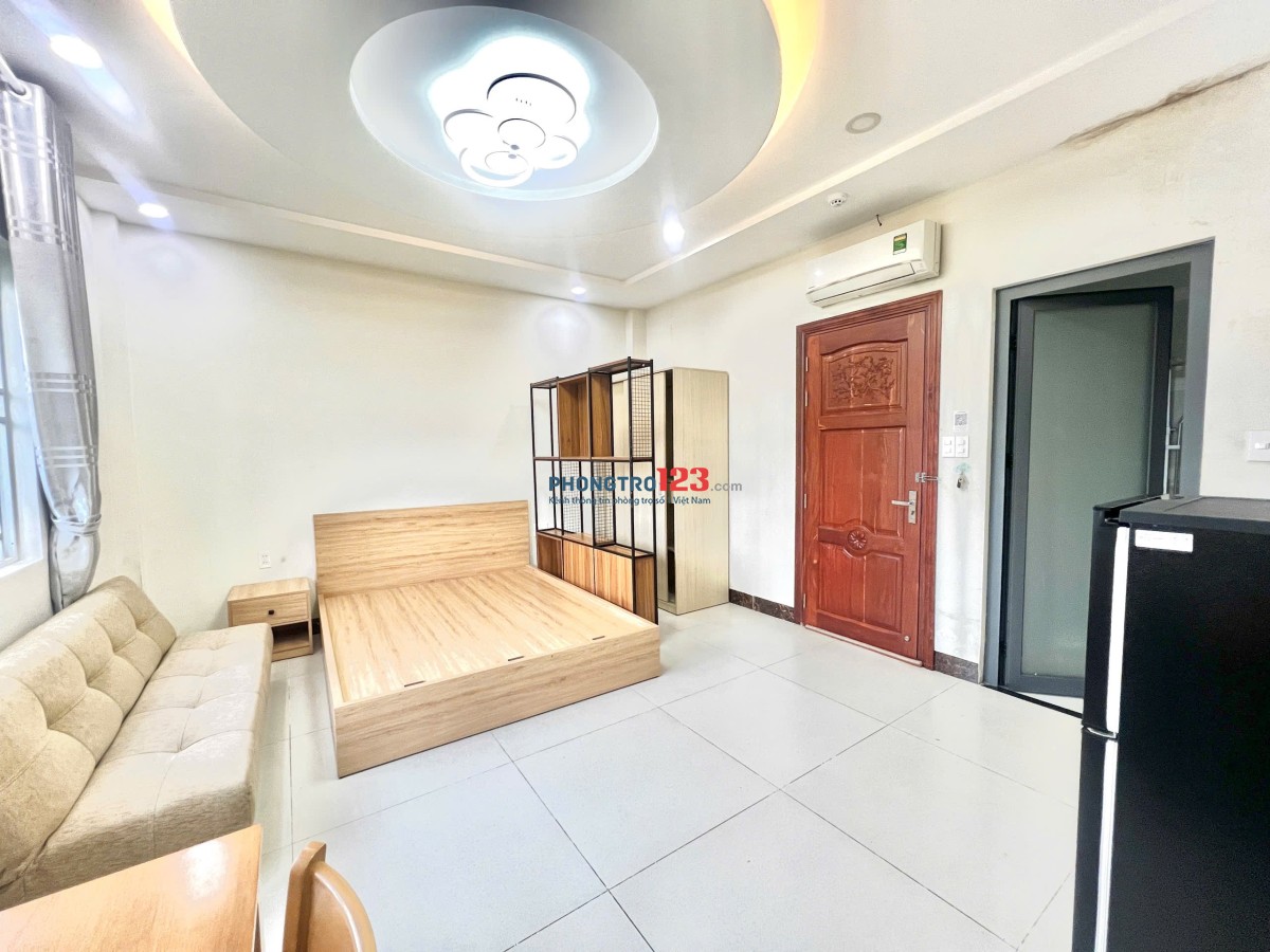 Phòng cho thuê Bình Thạnh, Siêu Thoáng, full nội thất gần ngã tư hàng xanh