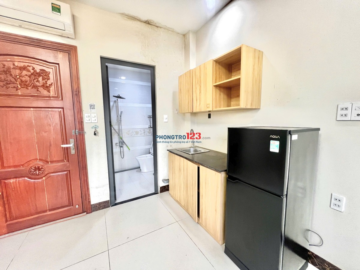 Phòng cho thuê Bình Thạnh, Siêu Thoáng, full nội thất gần ngã tư hàng xanh