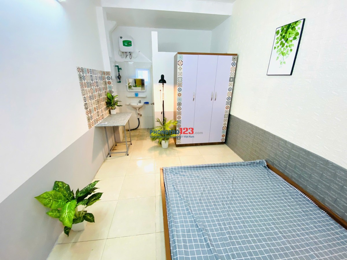 Mình trống studio bên 44 Trần Duy Hưng, Trung Hòa, Cầu Giấy