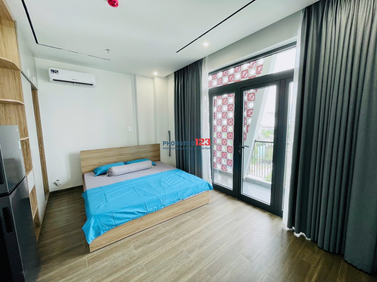 Ngày 6/7 trống studio có ban công giặt riêng Chính Hữu, Sơn Trà - Giá 8,5 triệu/ tháng