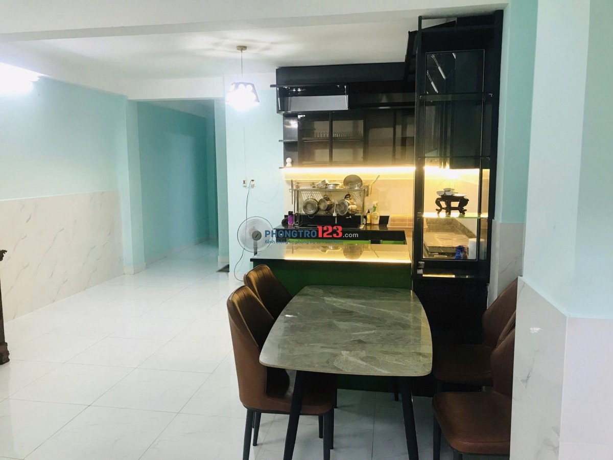 Cho thuê CHDV Mặt tiền Trần Văn Sắc phường Thảo Điền Quận 2