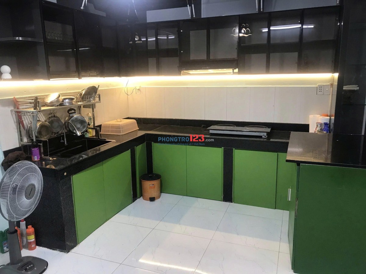 Cho thuê CHDV Mặt tiền Trần Văn Sắc phường Thảo Điền Quận 2