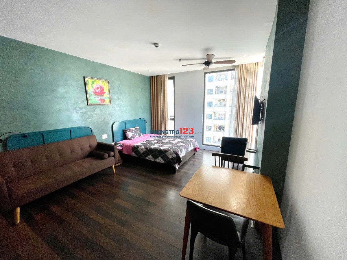 Căn Hộ Studio Cửa Sổ Trời 30m2 - Gần Phan Đăng Lưu, Phan Xích Long, Thuận Tiện Đi Các Quận