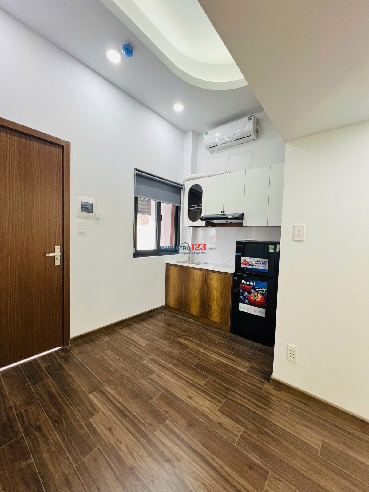 Phòng có gác full nội thất tại đường Hiệp Nhất tại ngã tư bảy hiền
