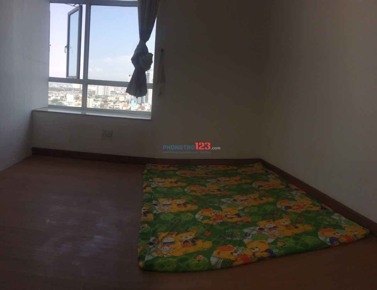 Cho thuê gấp phòng 2,5tr/th, ở 187a lê văn lương, chung cư hoàng anh gold house.