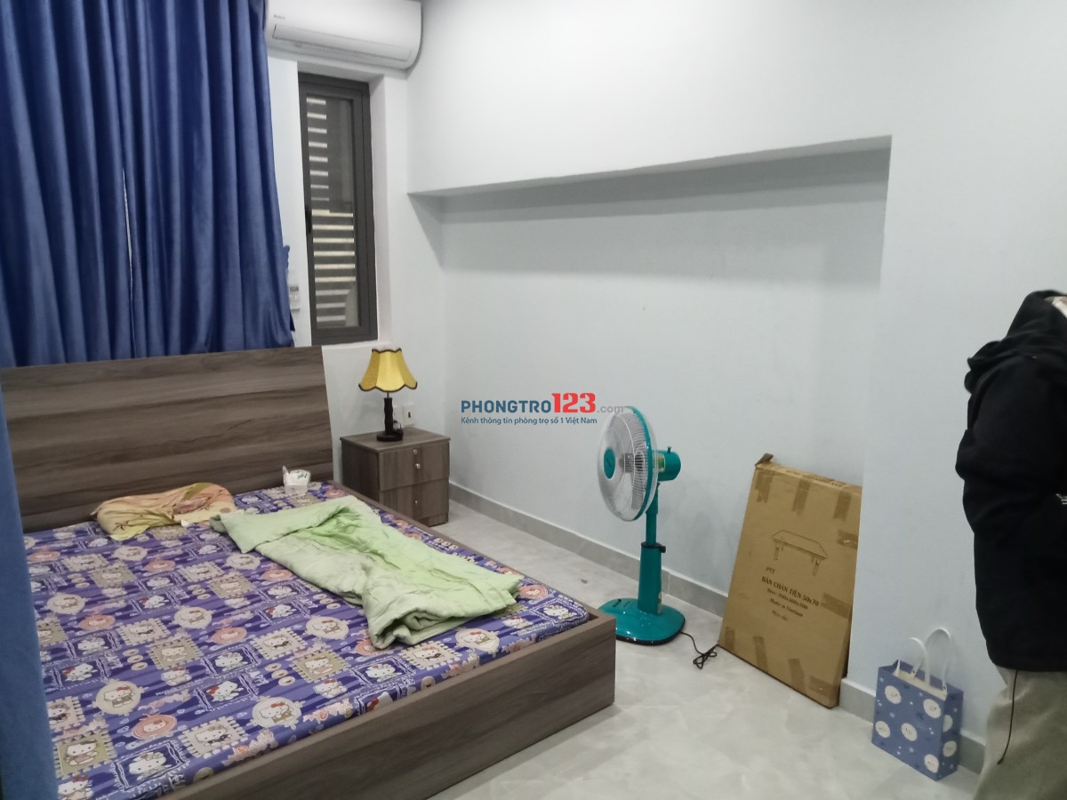 Cho thuê căn hộ cao cấp 2 phòng ngủ, chung cư The Everrich Infinity, 290 An Dương Vương Q5