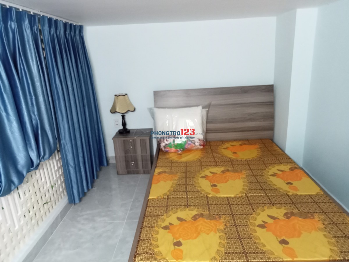 Cho thuê căn hộ cao cấp 2 phòng ngủ, chung cư The Everrich Infinity, 290 An Dương Vương Q5