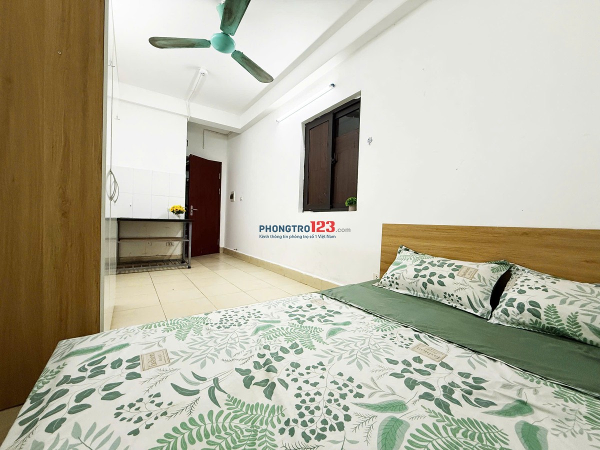 Cho thuê Studio bên nhà 116/4/13 ngõ Trại Cá, Hai Bà trưng, Hà Nội ( Khu Bách Kinh Xây )