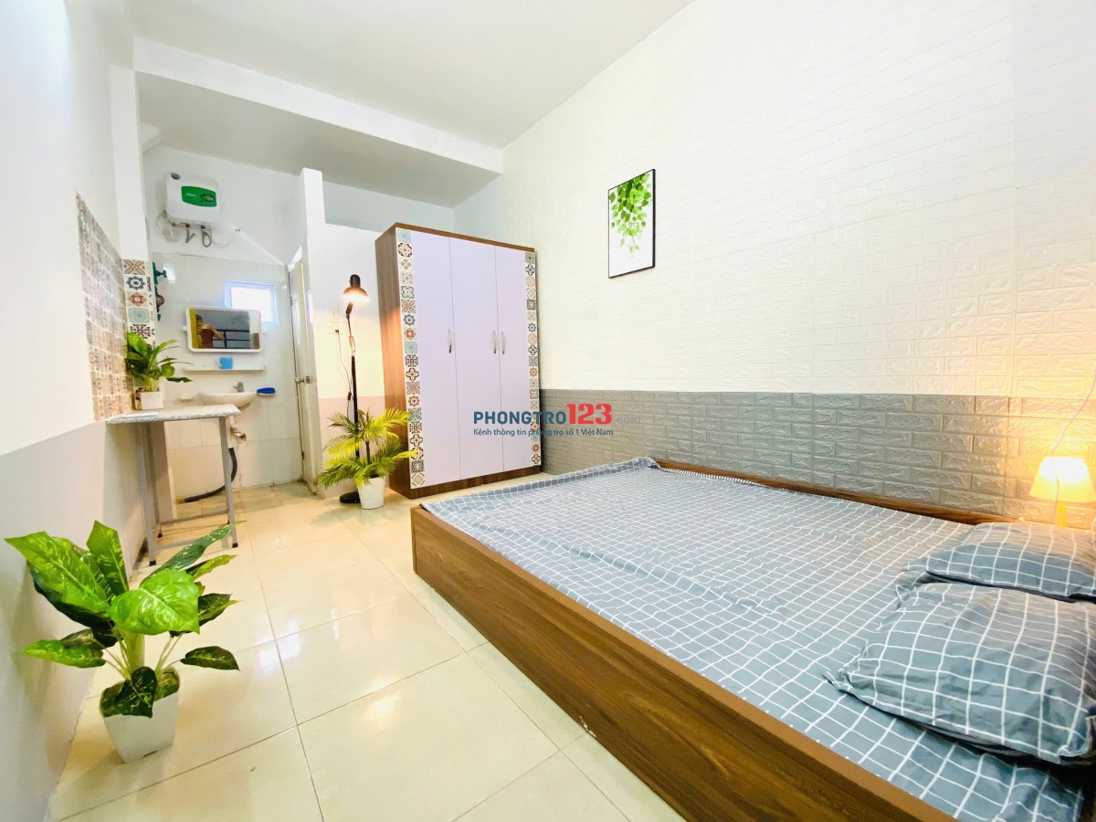 Mình trống studio bên 44 Trần Duy Hưng, Trung Hòa, Cầu Giấy