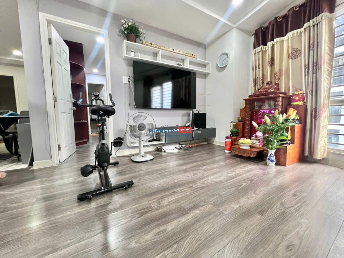 Chung cư Phú Thạnh, Nguyễn Sơn, TP: 95m2, 2p ngủ, 2wc, 10tr5, nội thất
