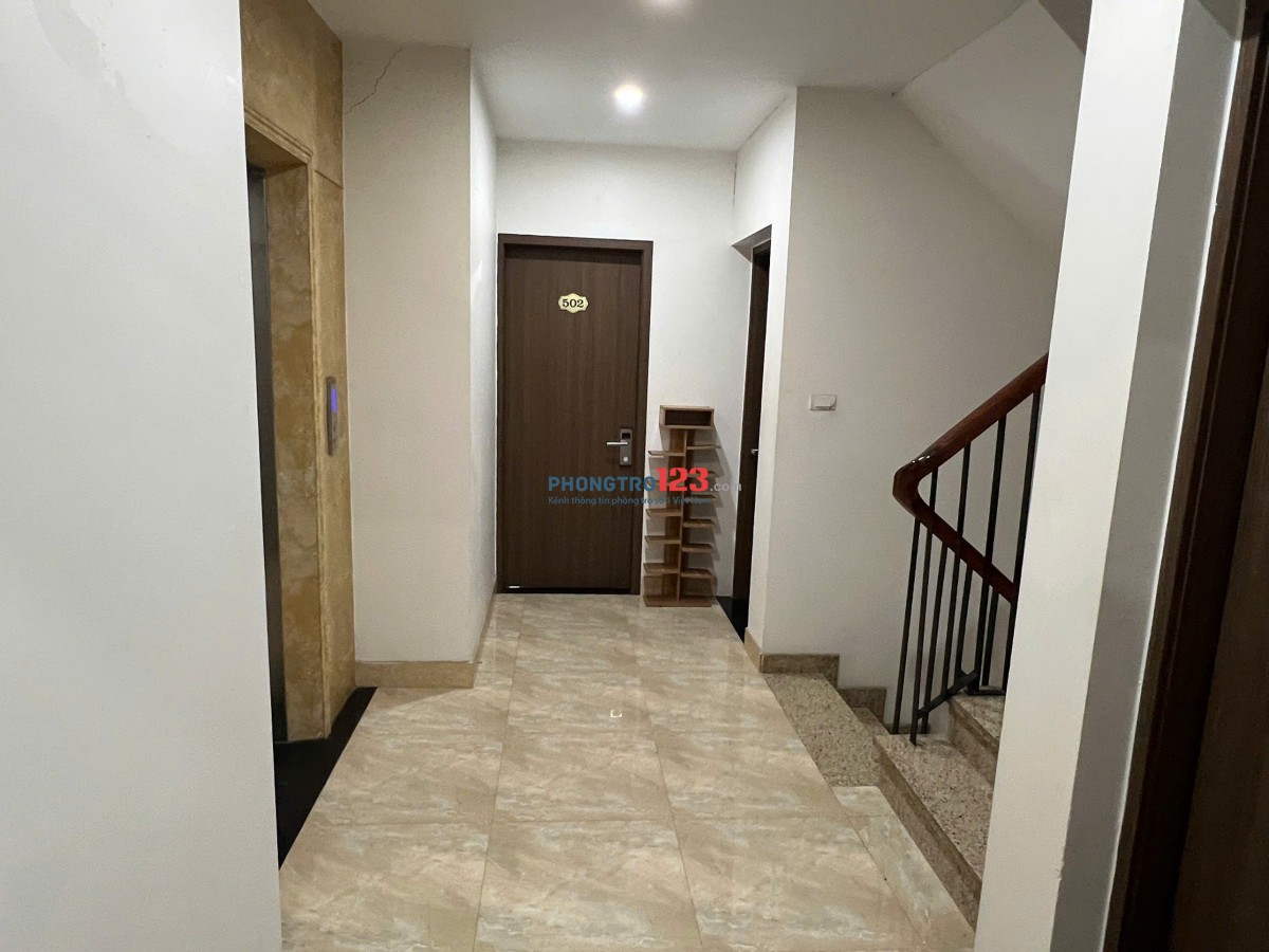 Phòng 30m2 ban công nhiều ánh sáng ngõ 89 Phan Kế Bính
