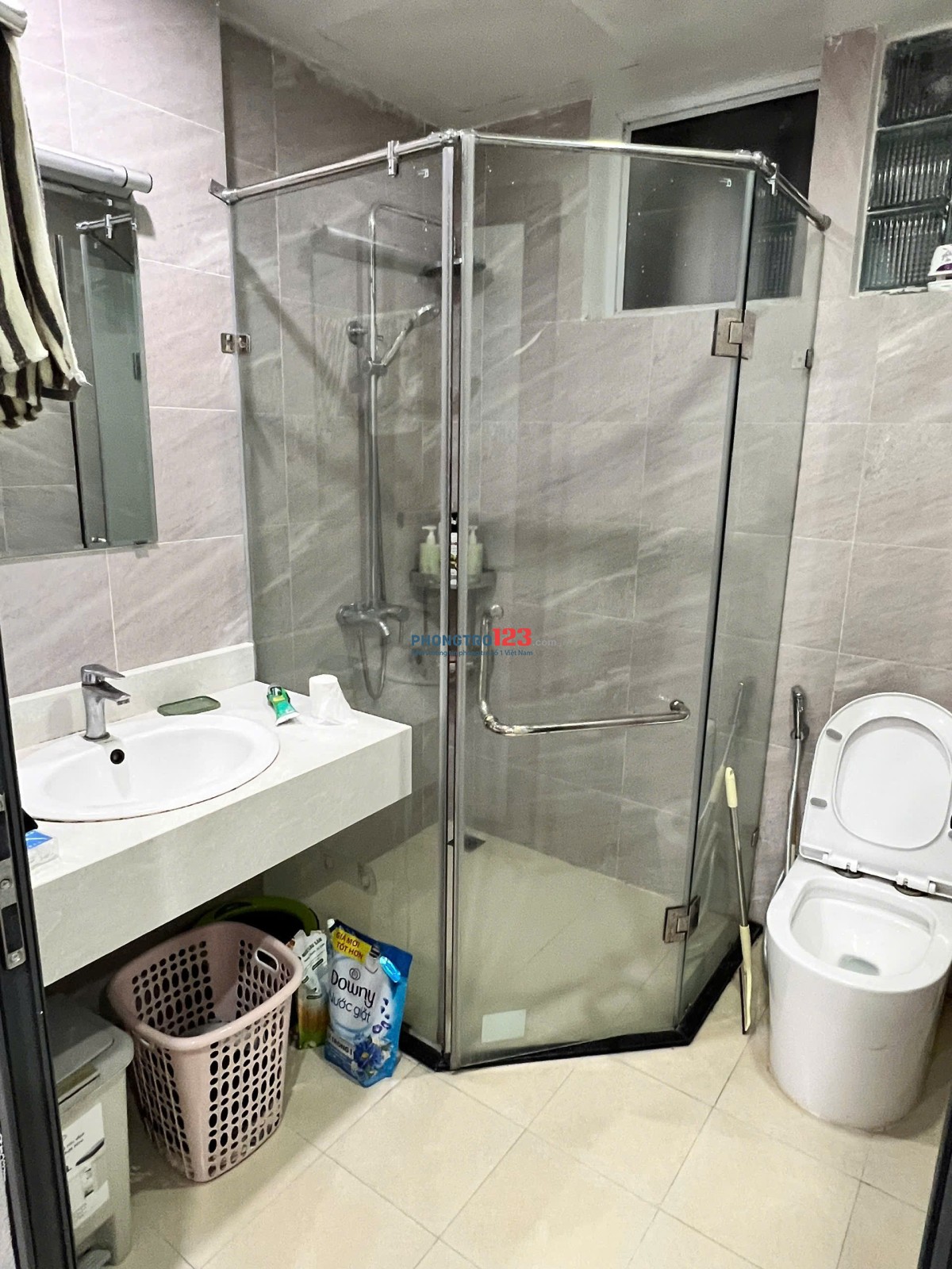 Phòng 30m2 ban công nhiều ánh sáng ngõ 89 Phan Kế Bính