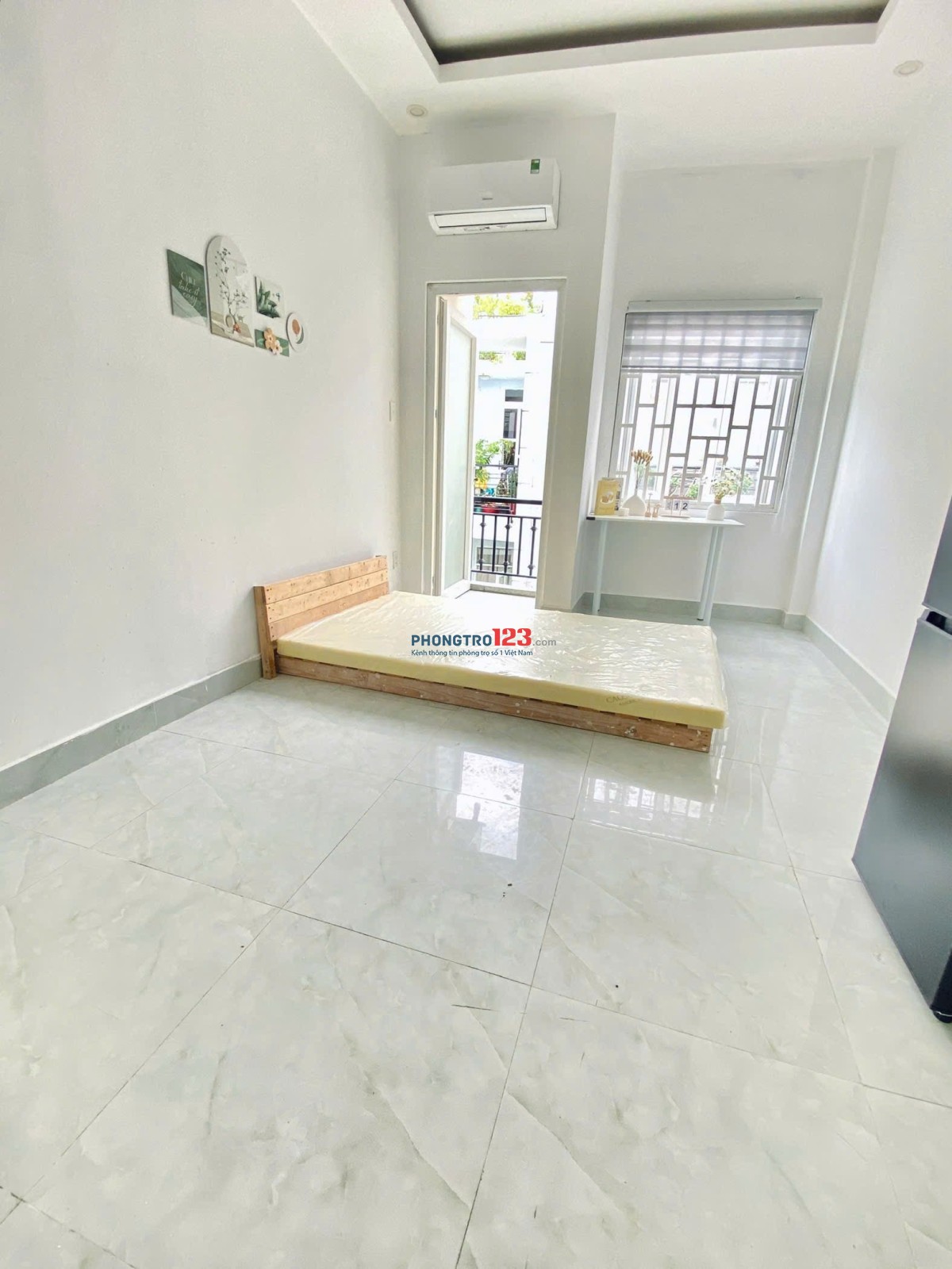 Cho Thuê Phòng Duplex Ban Công _ Khu Vực Trung Tâm Gần Chợ Bà Chiểu , Bình Thạnh
